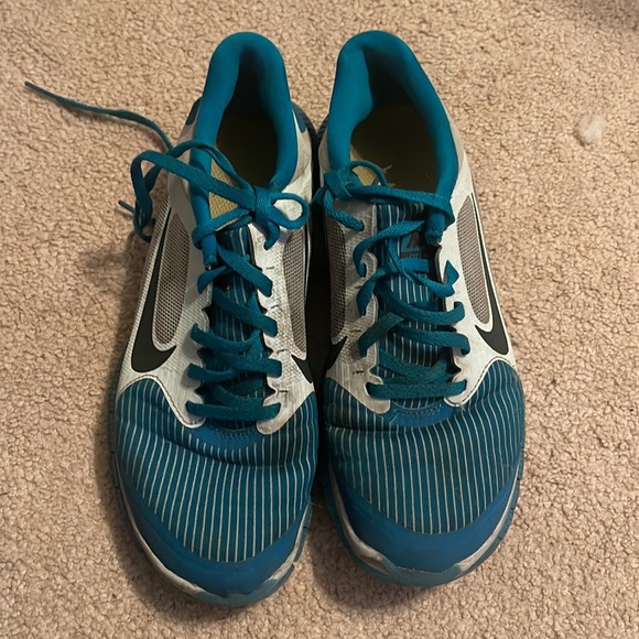 Nike free runs - Picture 2 of 3